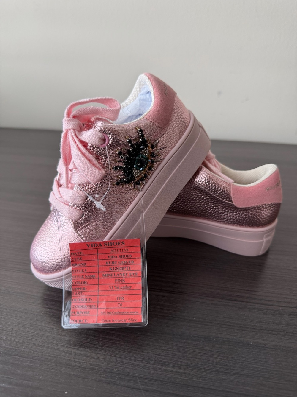 Brand New Kurt Geiger Pink Laney Eye Low Top Sneaker For Kids Size 7 No Box